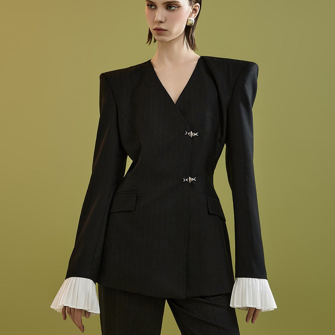 MBDJ067 ストライプフリルディテールジャケット