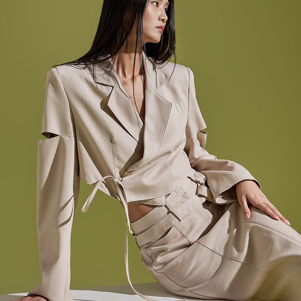 J2264 Cut Out Jacket