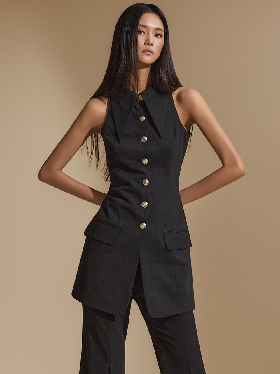 J9240 Halter Slim Vest