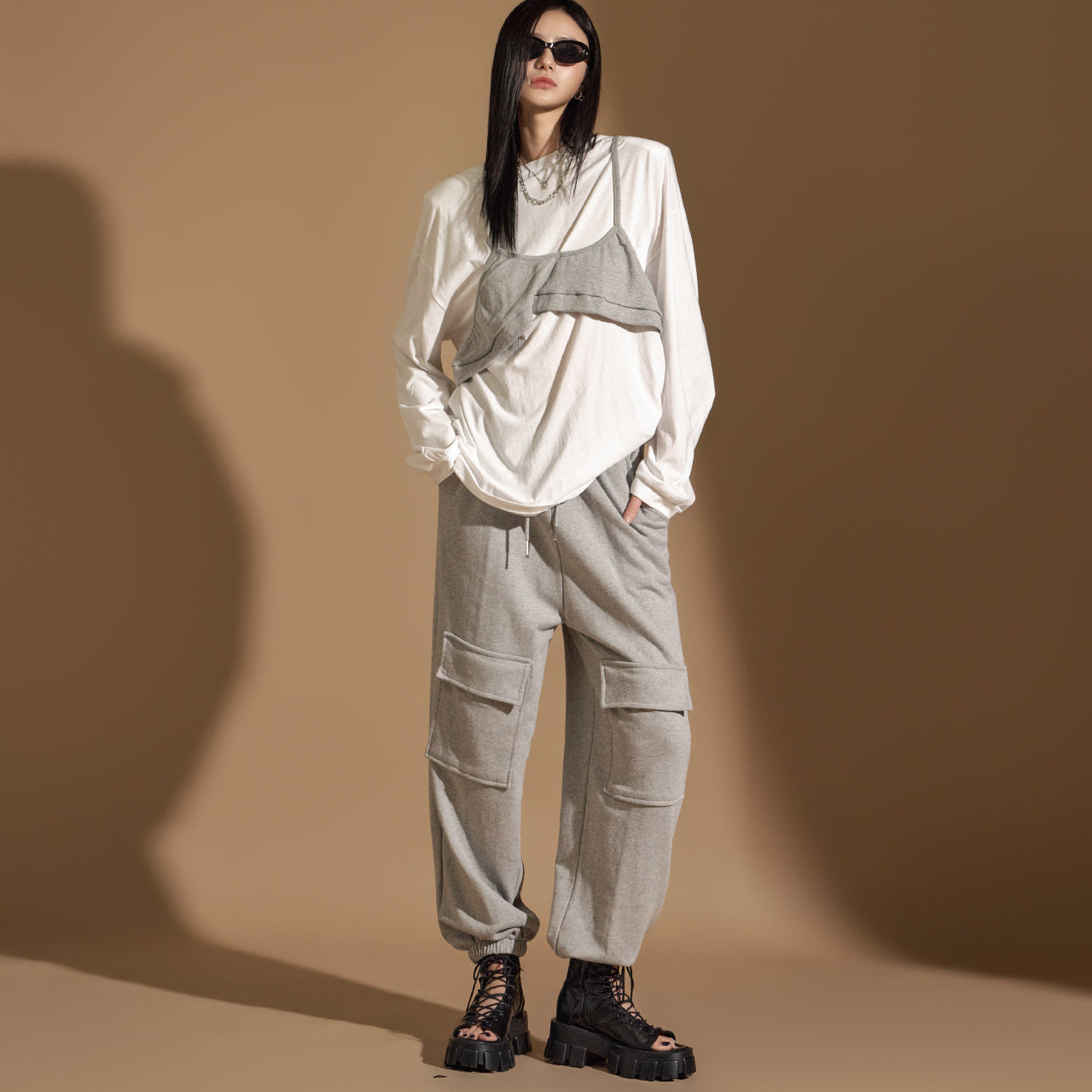 P3235 サイドポケットジョガーパンツ