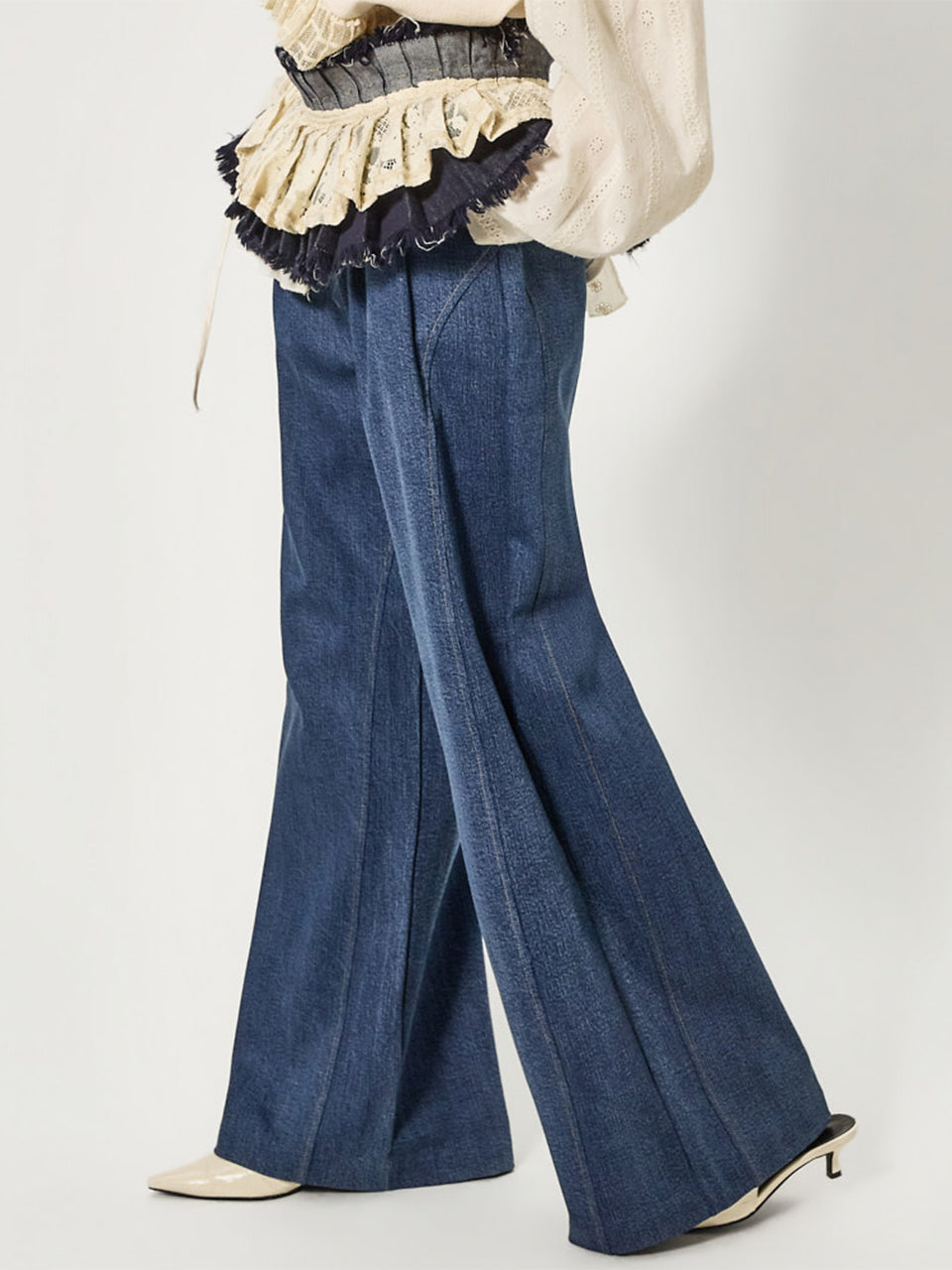 PJ612 Wide Jeans