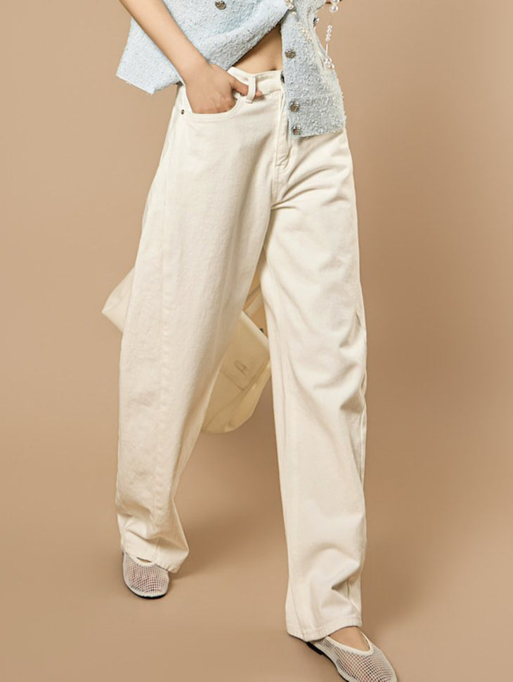 PJ657 Curved White Jeans