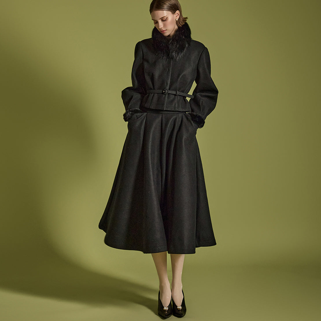 D5135 ベルト付きツーピースセット