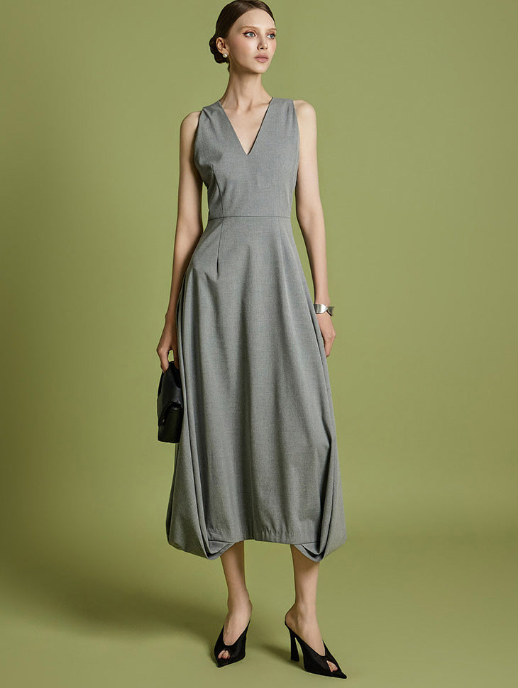 D9553 V-Neck Flare Dress