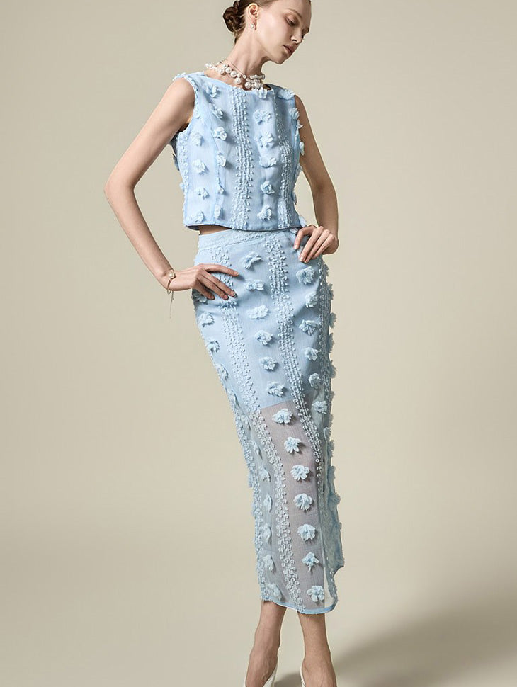 D5607 Embossed Flower Two-Piece Set