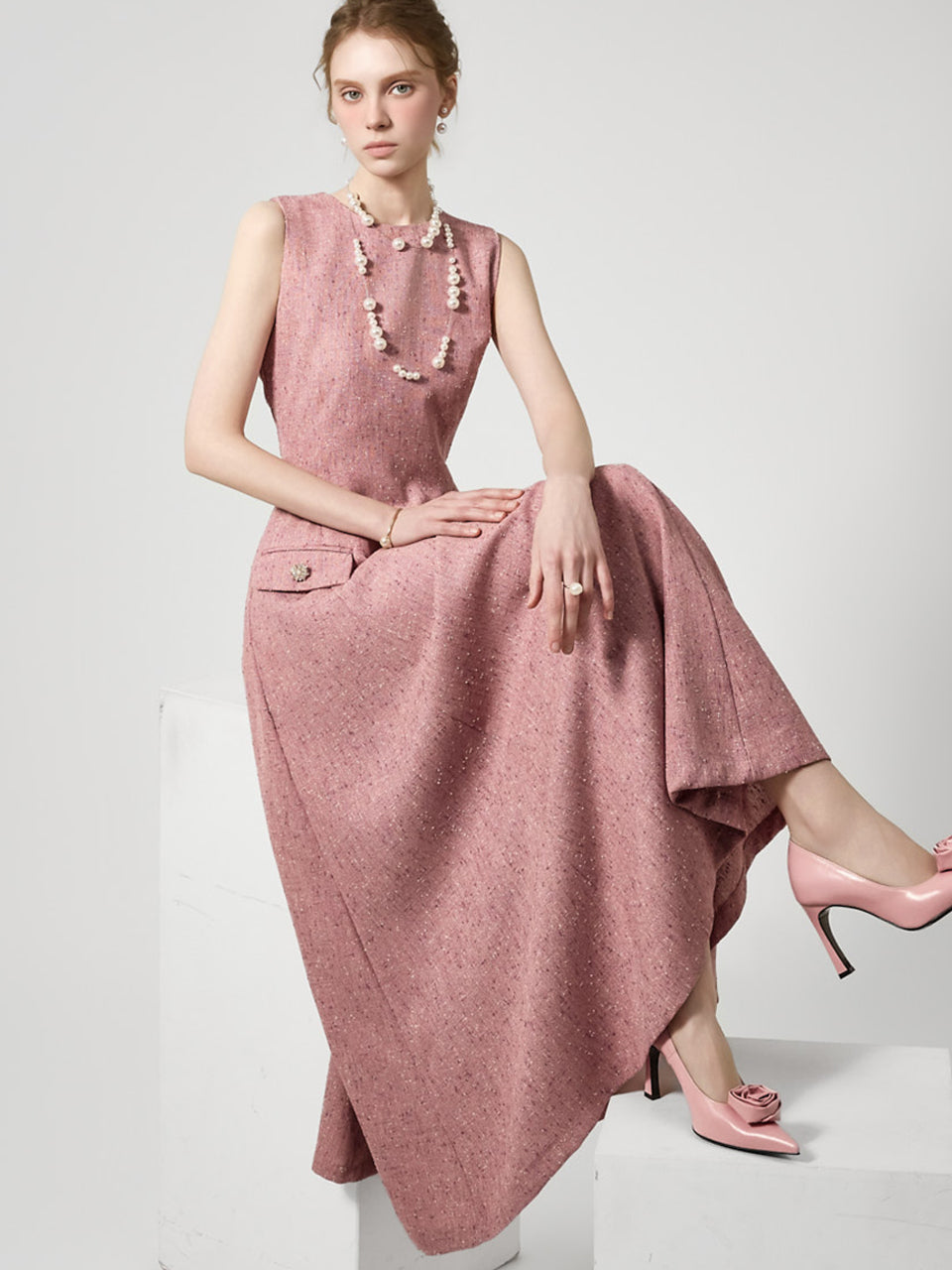 D9595 Sleeveless Flare Dress