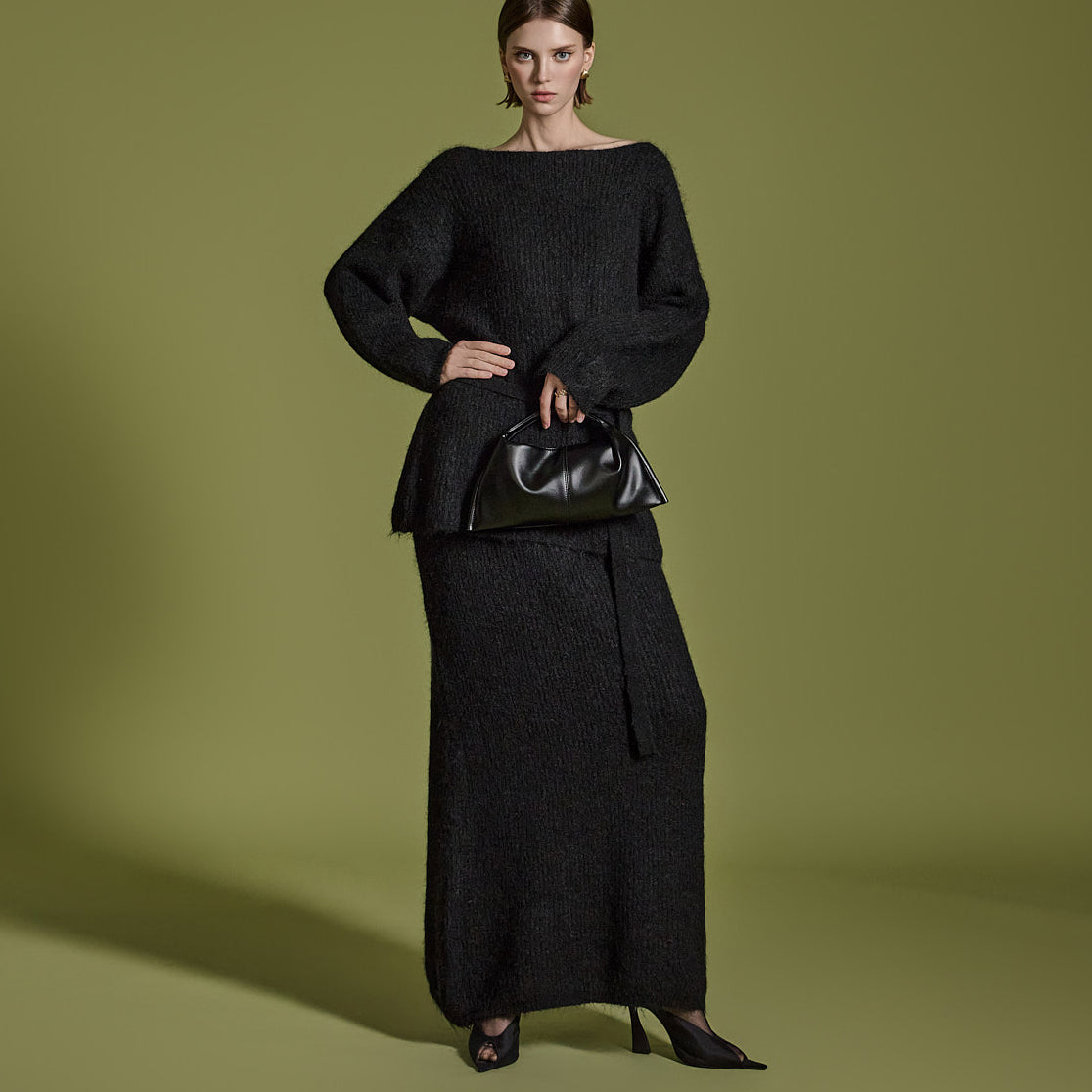 D5104 ニットツーピース ストラップ付き