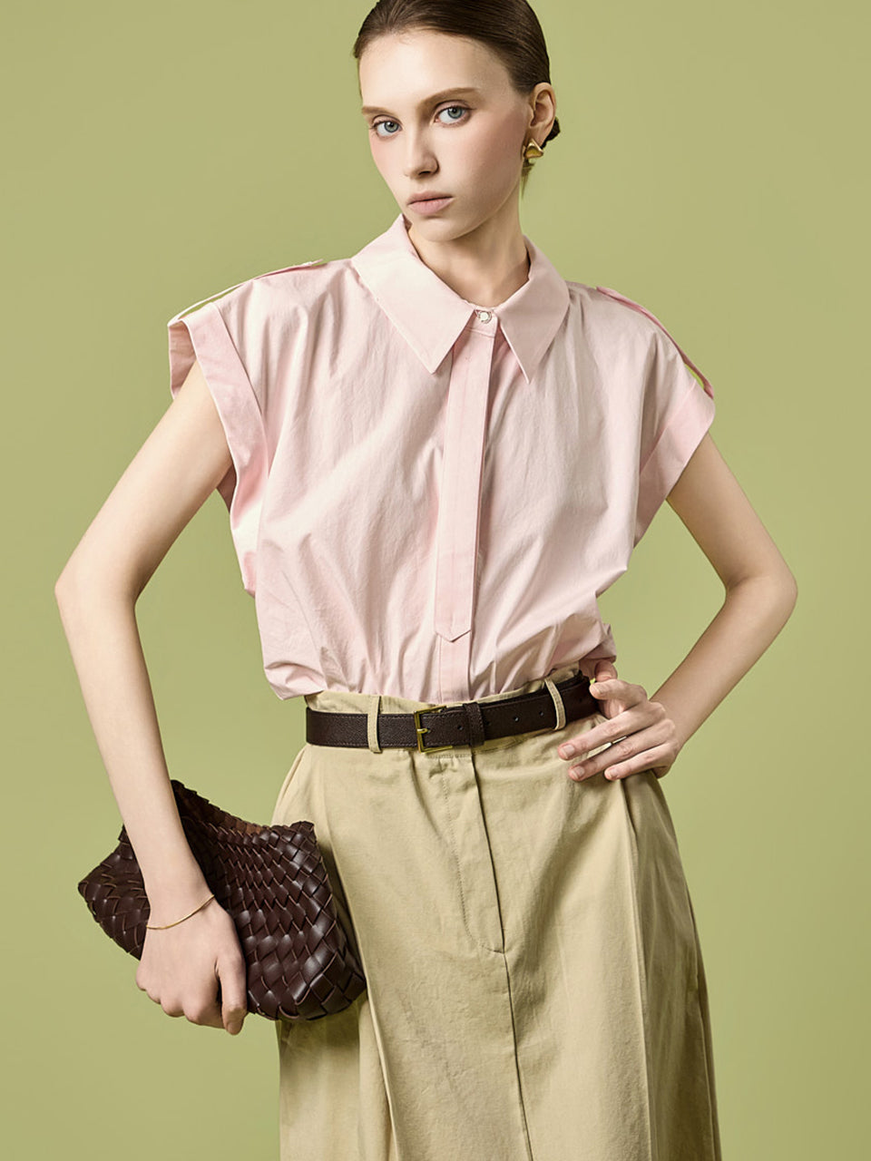 S879 Flip Sleeveless Shirts