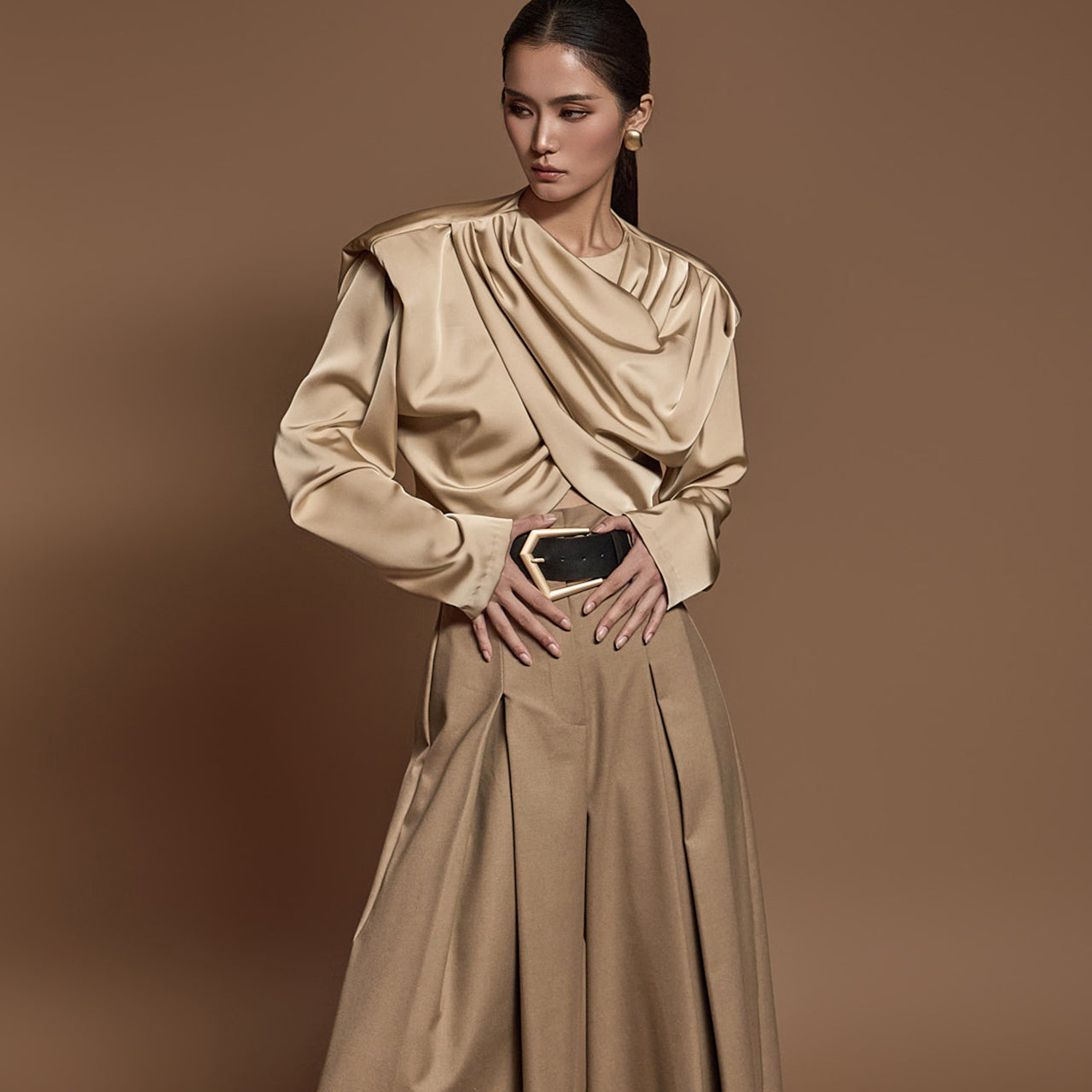 B9180 ドレープブラウス