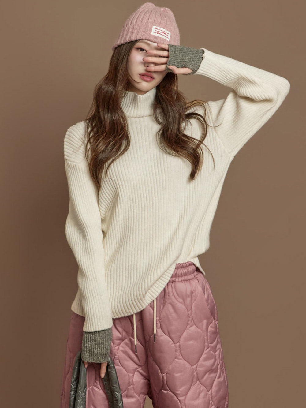 E4060 Turtle-Neck Knit