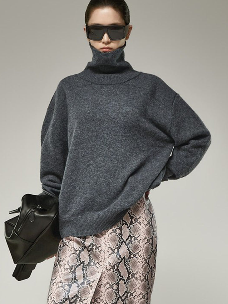 E4402 Wool Turtleneck Knit