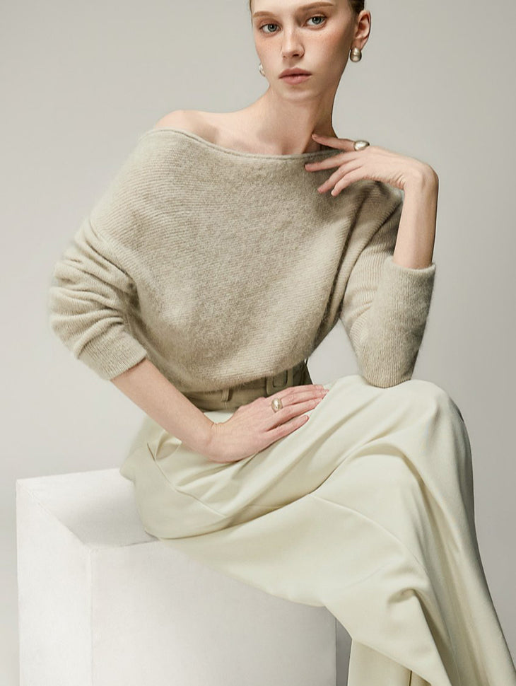 E4430 Angora Boat Neck Knit