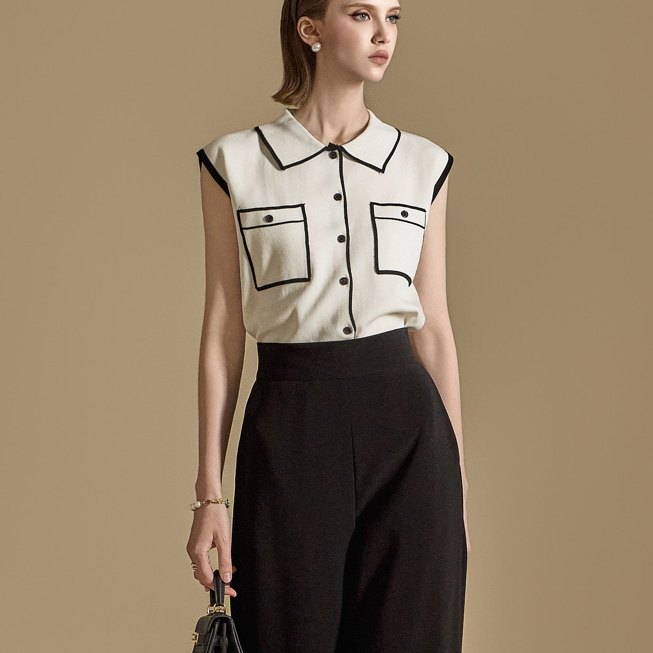 E2666 ノースリーブニット