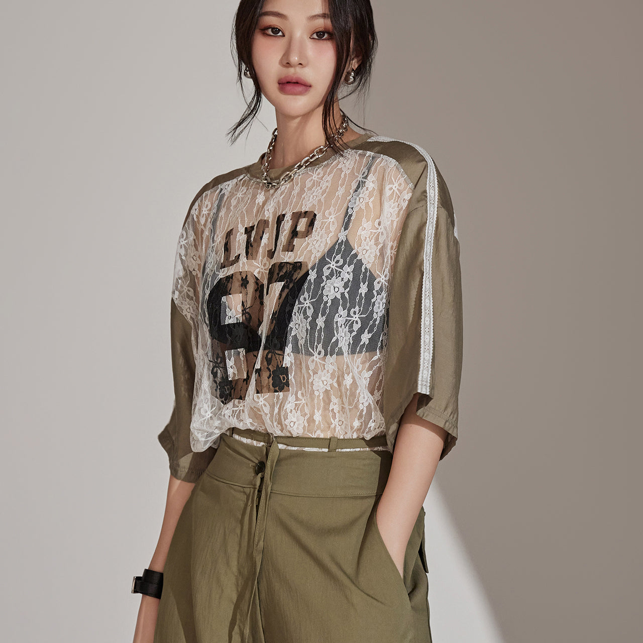 E3388 レースシアートップ