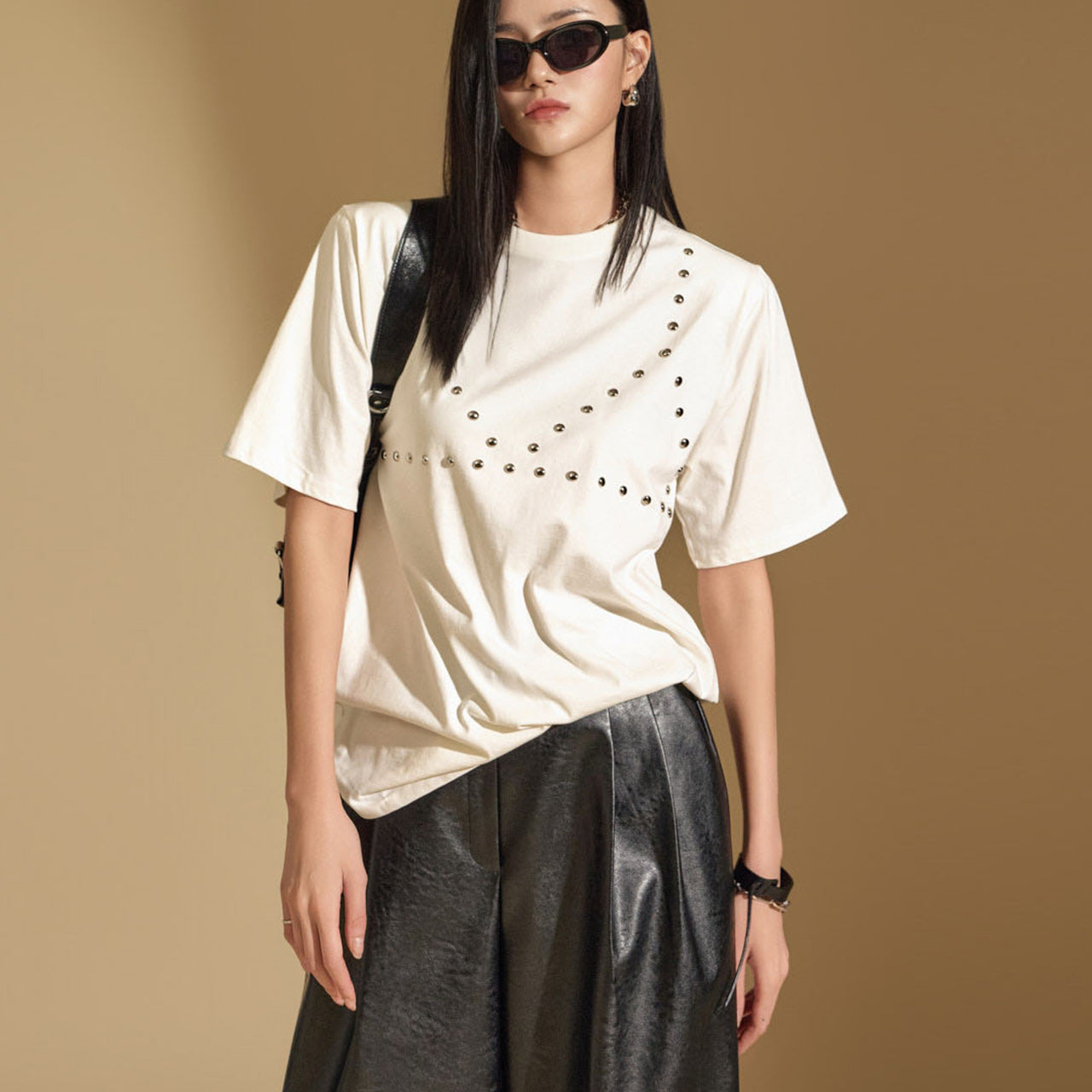 E3516 スタッドトップ