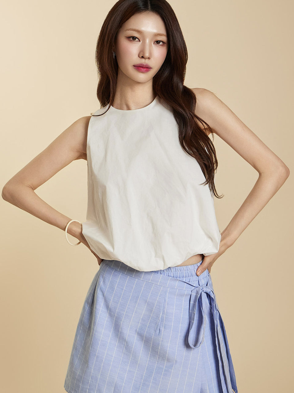 B3104 Balloon Sleeveless Blouse
