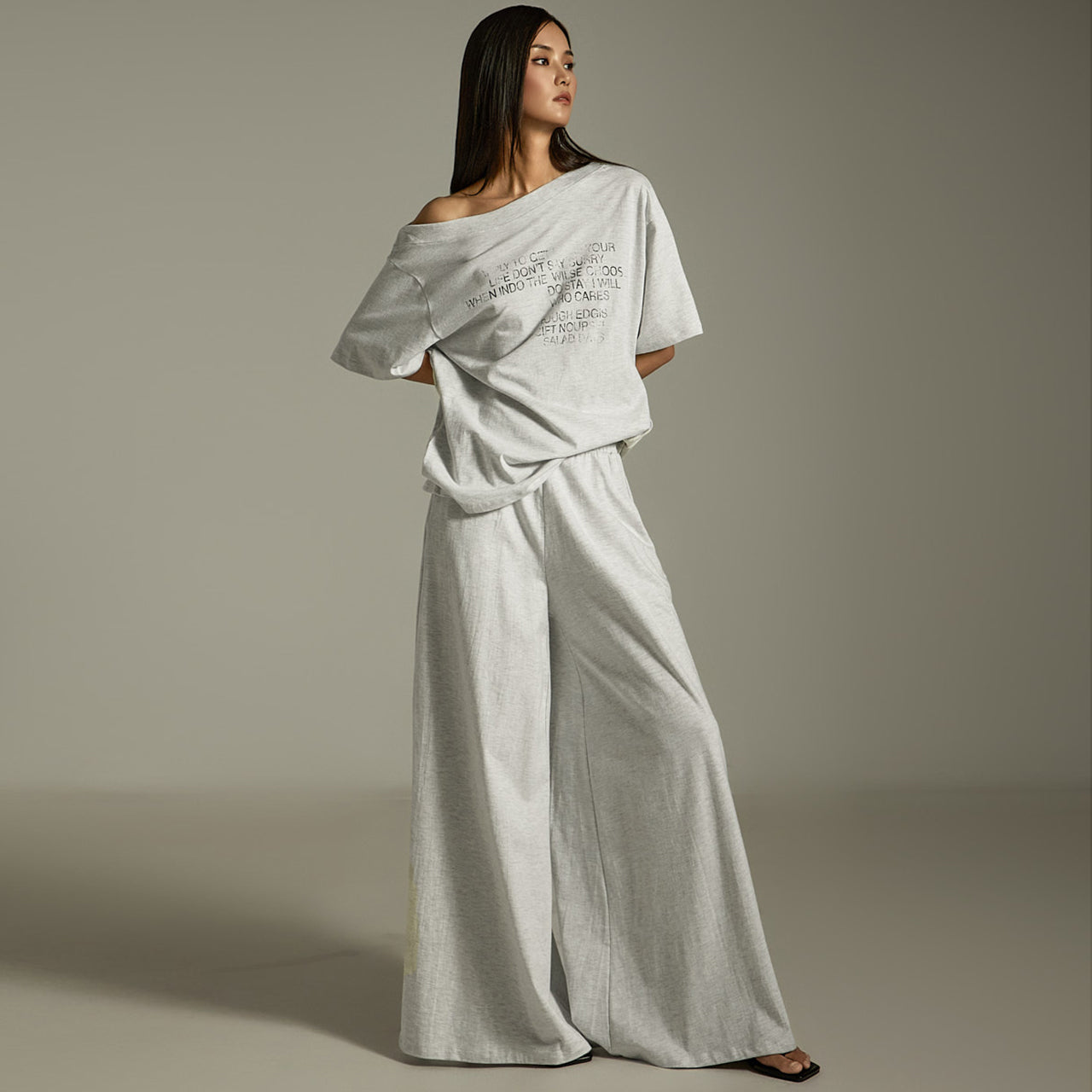 P3599 ワイドスウェットパンツ