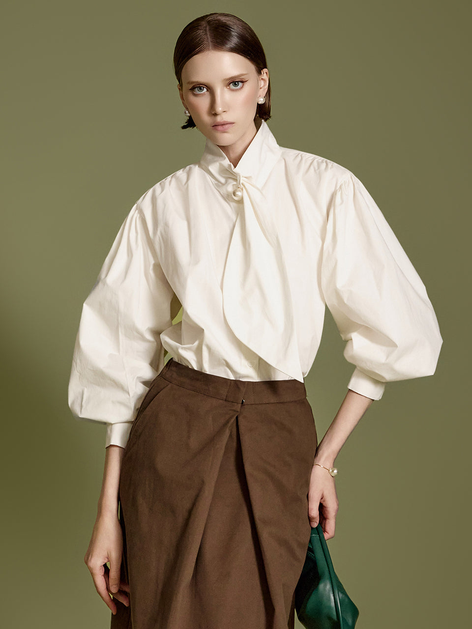 B3013 パールネックブラウス