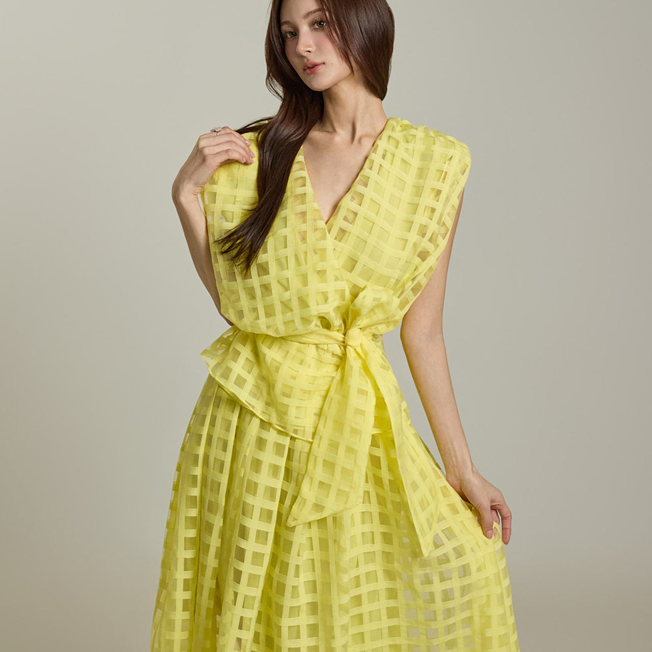 B3057 Sleeveless Blouse with Strap