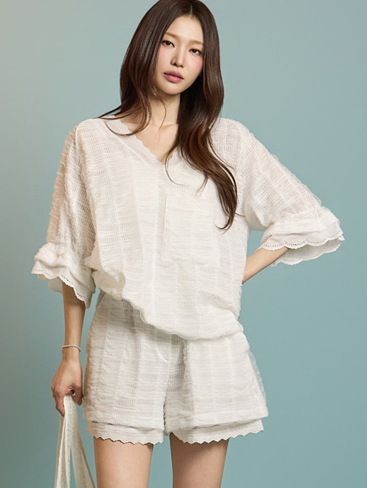 B3079 Lace Blouse