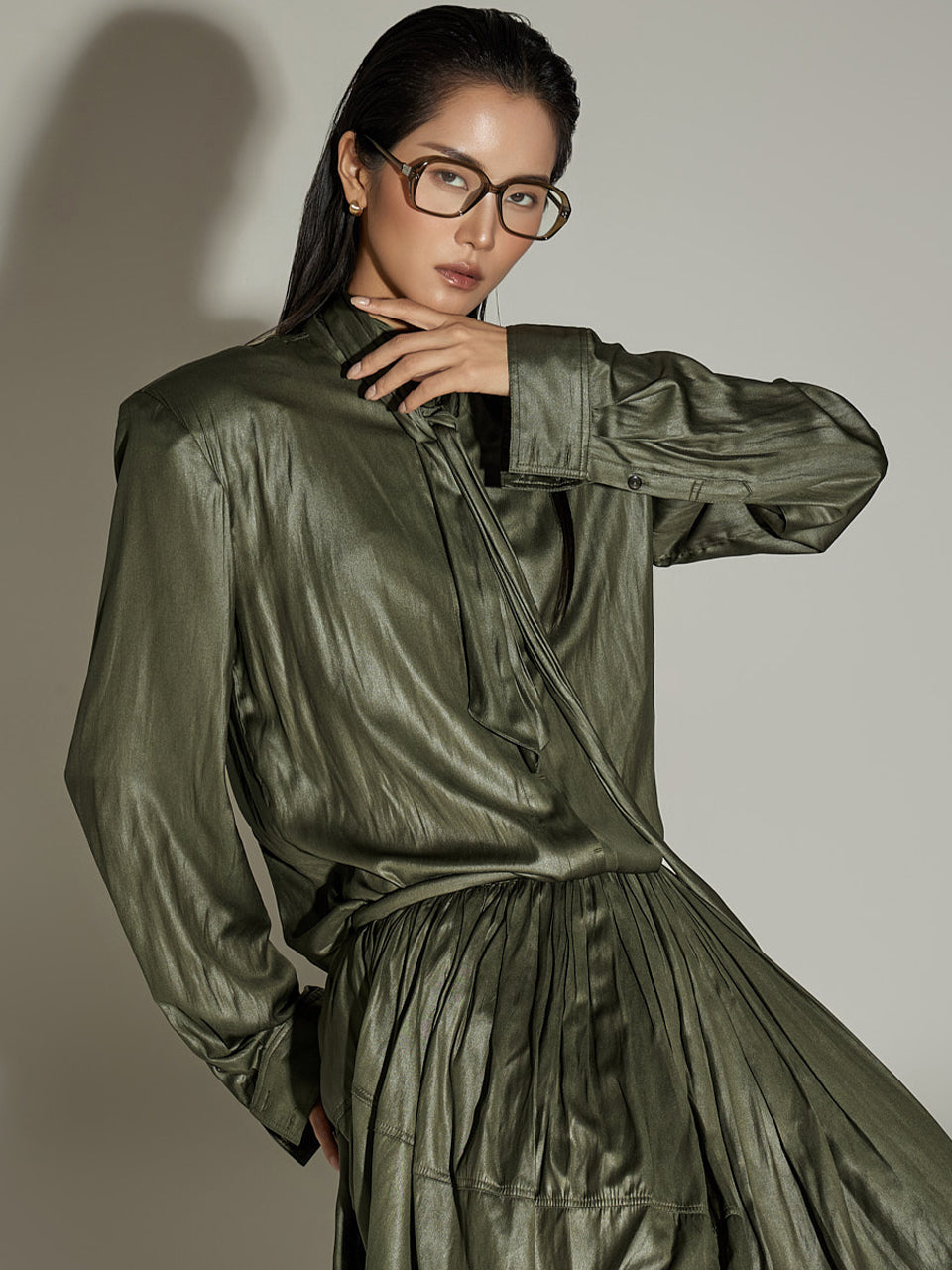 B3135 Blouse with Scarf