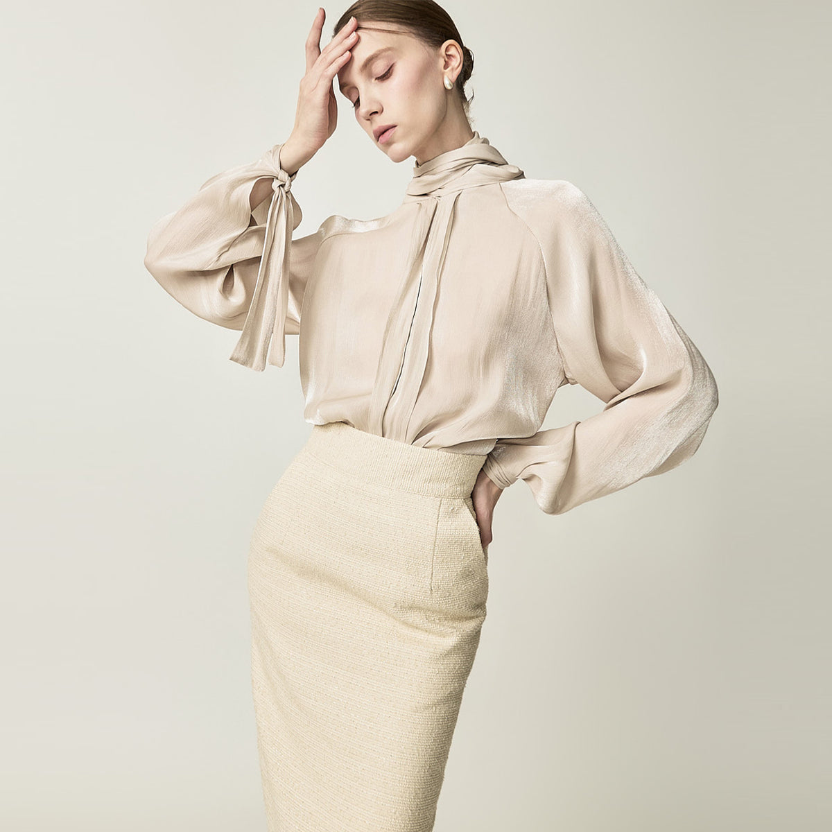 B3259 Neck Strap Blouse