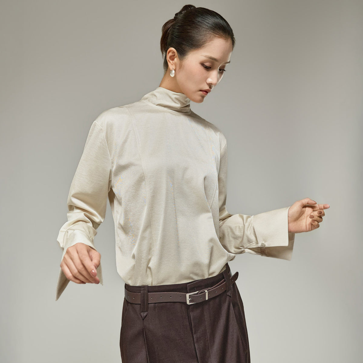 B3262 Drape Blouse