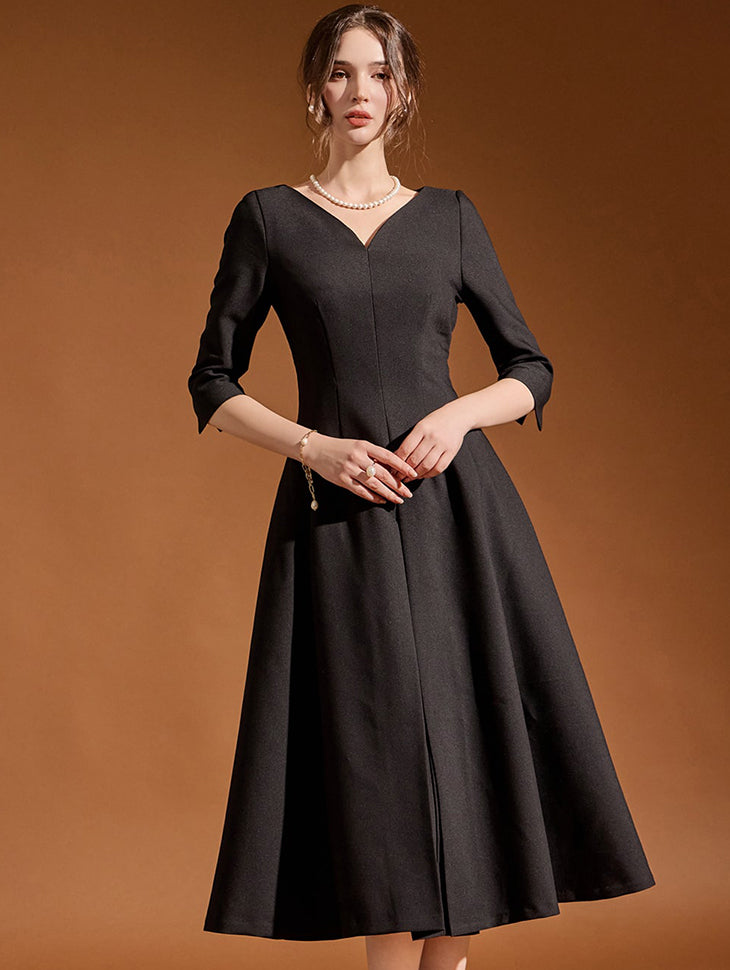 D4771 Heart Neckline Midi Dress