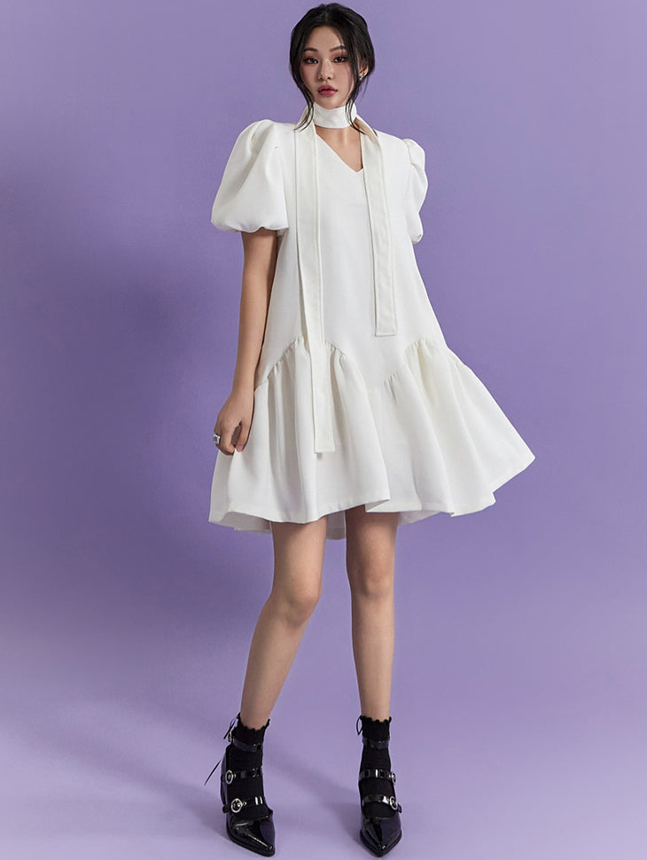 D4884 带肩带迷你连衣裙