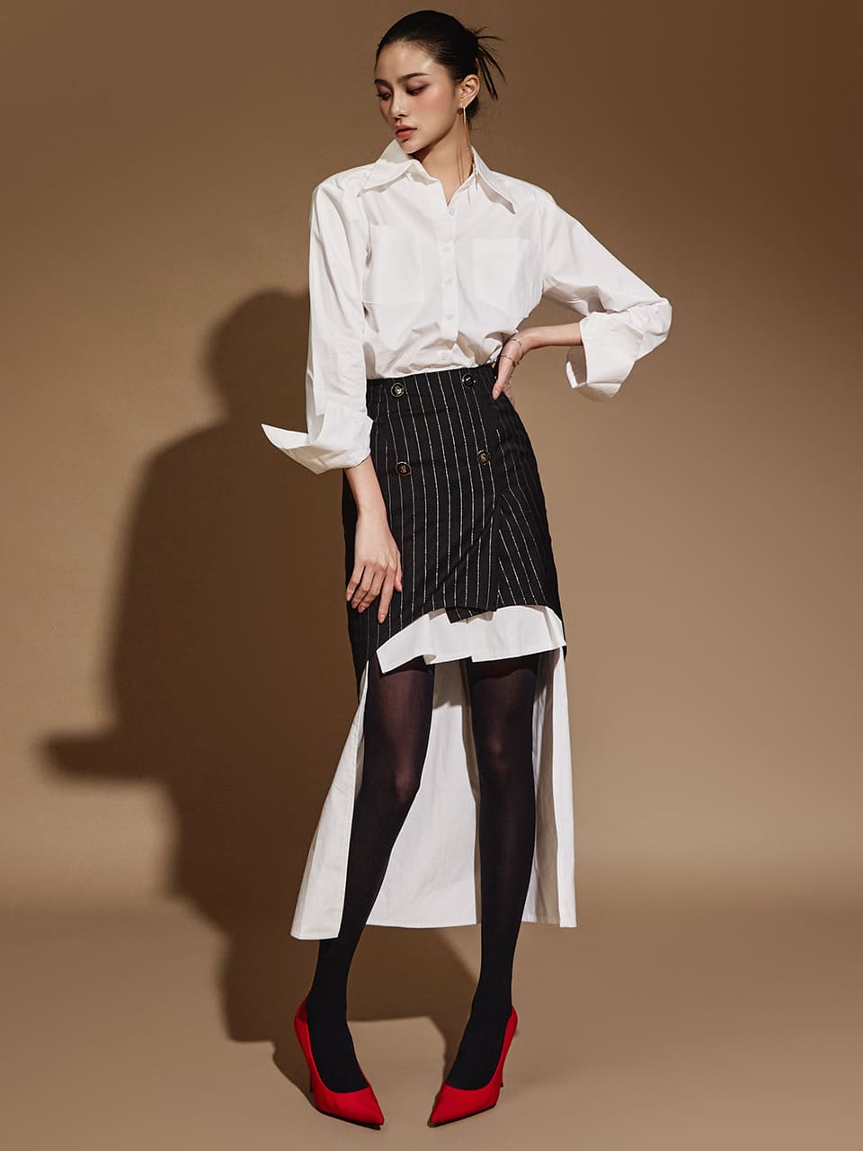 D5085 衬衫搭配裹身裙