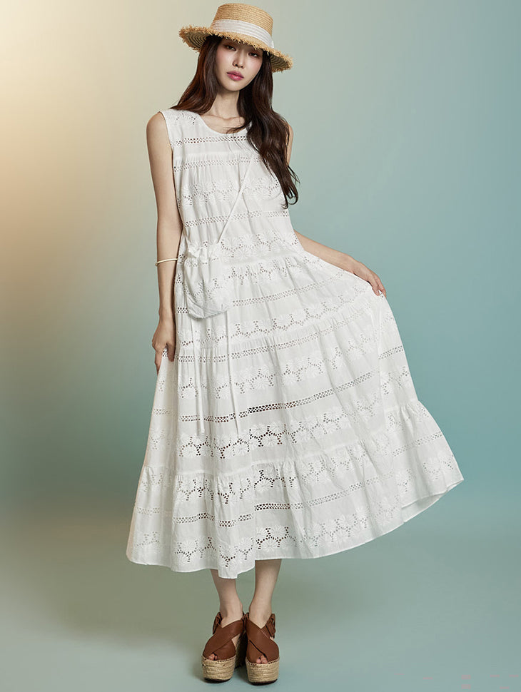 D5325 Eyelet Designed Dress
