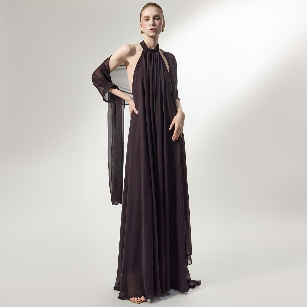 D5477 Halter Neck Dress