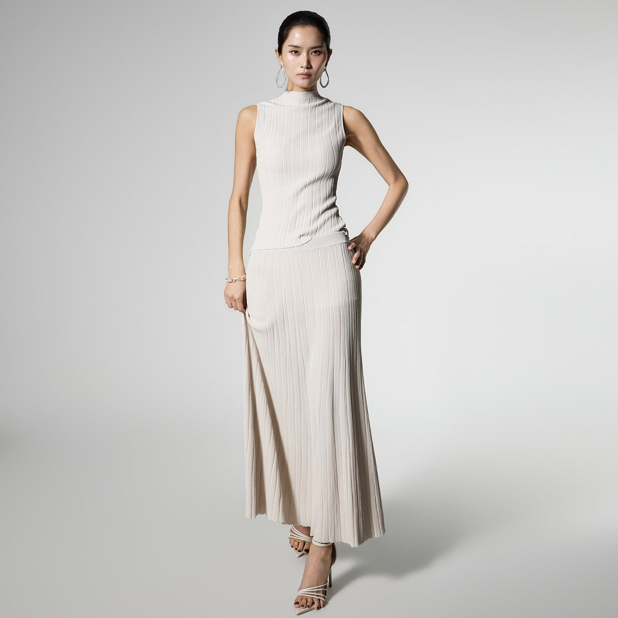 D5532 Pleated Knit Two-Piece Set