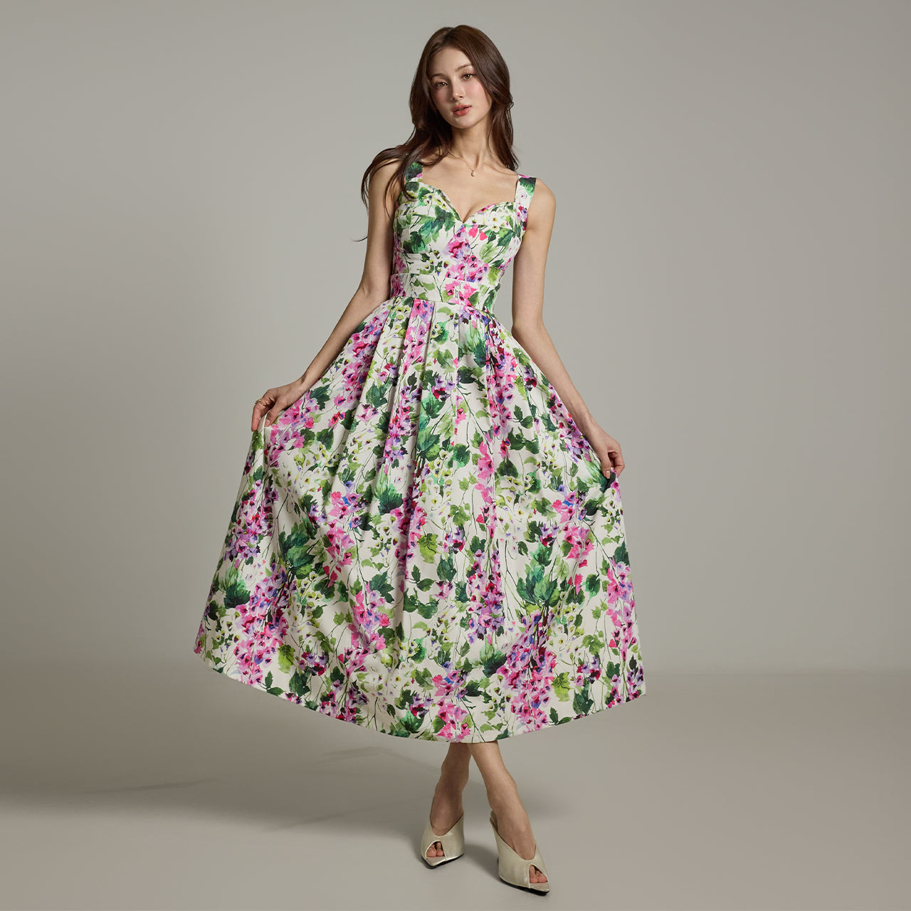 D9362 Flower Pattern Sleeveless Dress