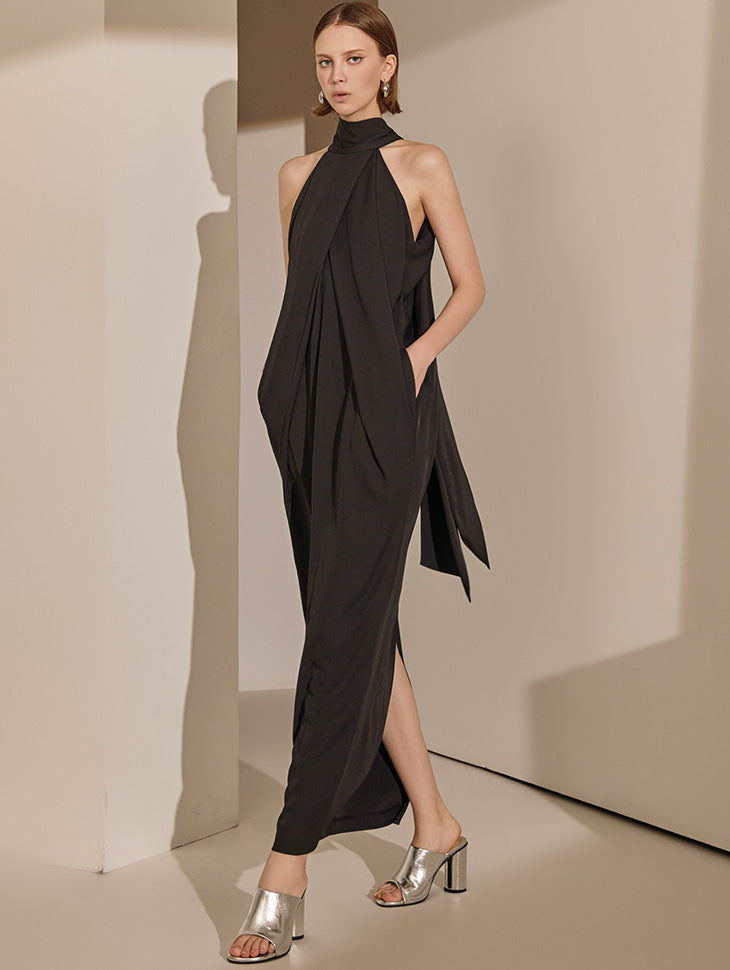 D9371 Halterneck Cross Dress