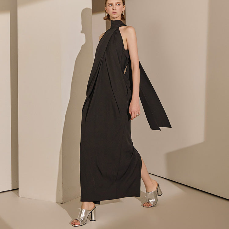 D9371 Halterneck Cross Dress