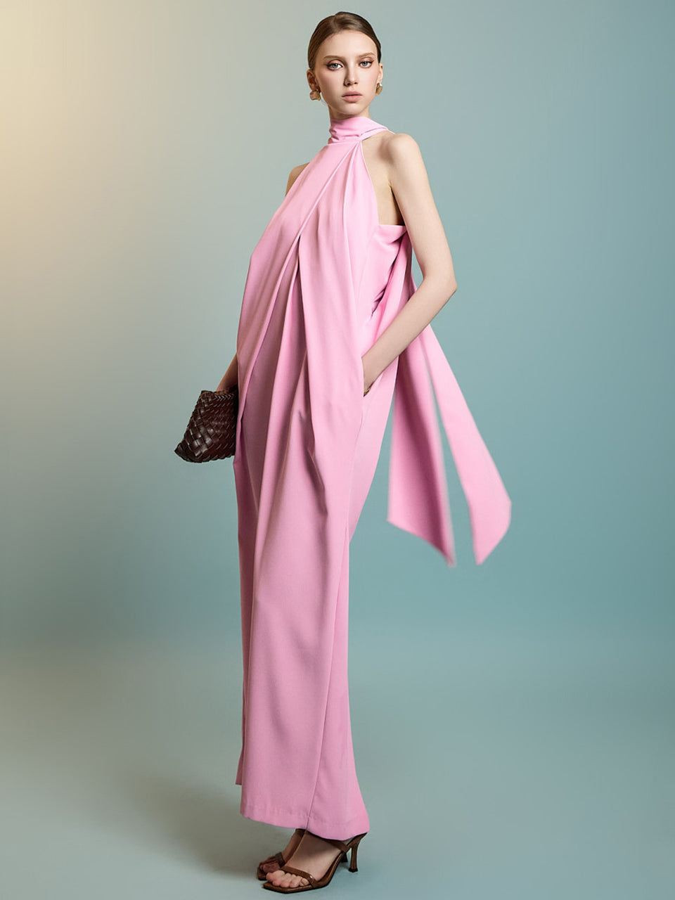 D9371 Halterneck Cross Dress