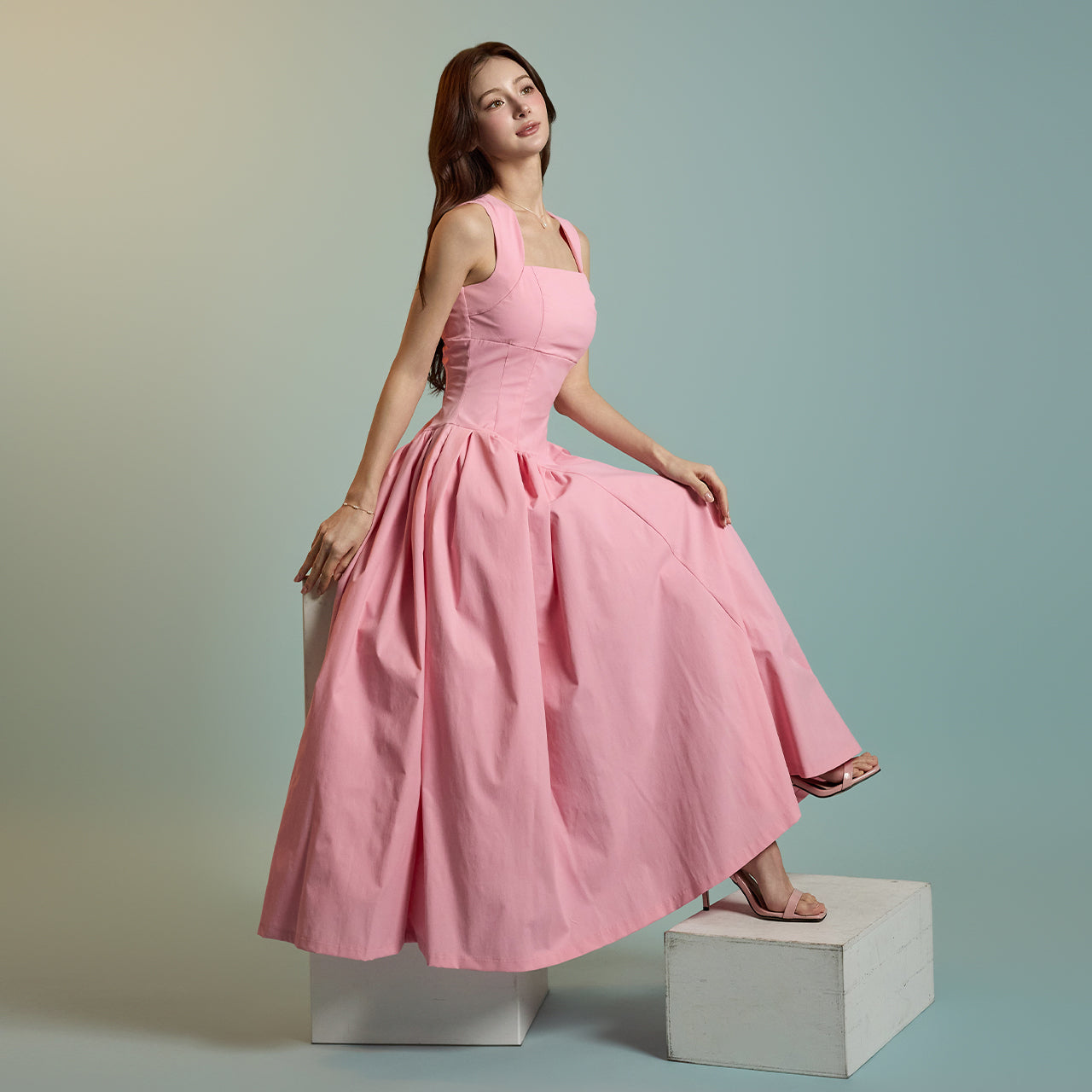 D9435 Shirring Sleeveless Dress