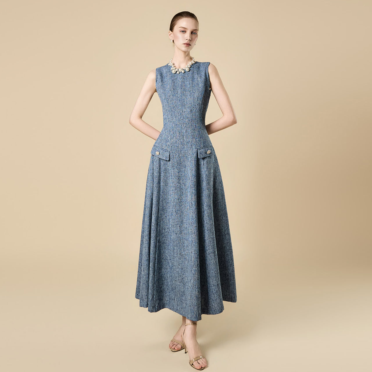 D9595 Sleeveless Flare Dress