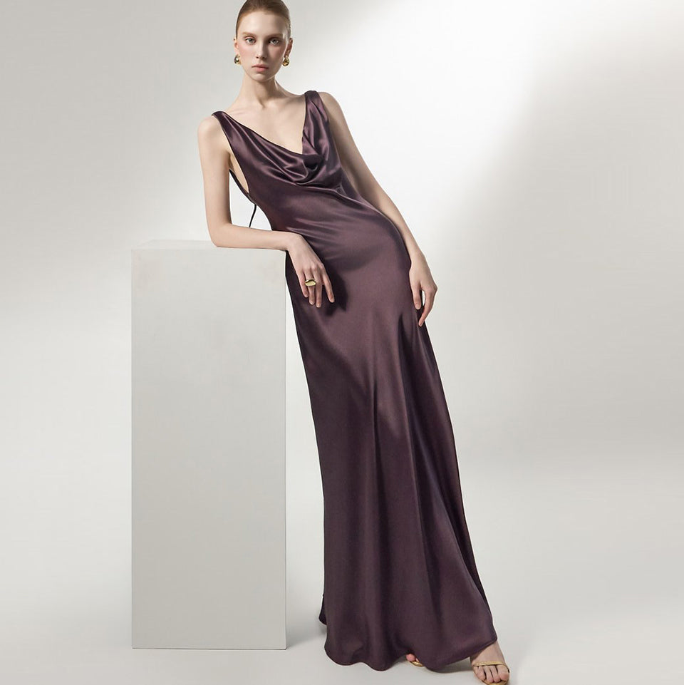 D9600 缎面吊带裙