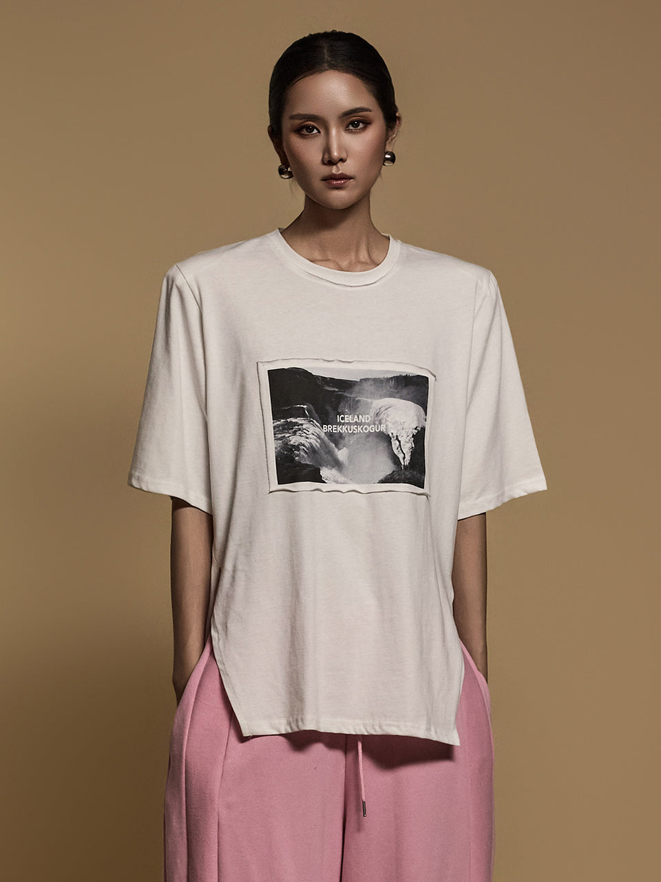 E3689 印花垫肩上衣