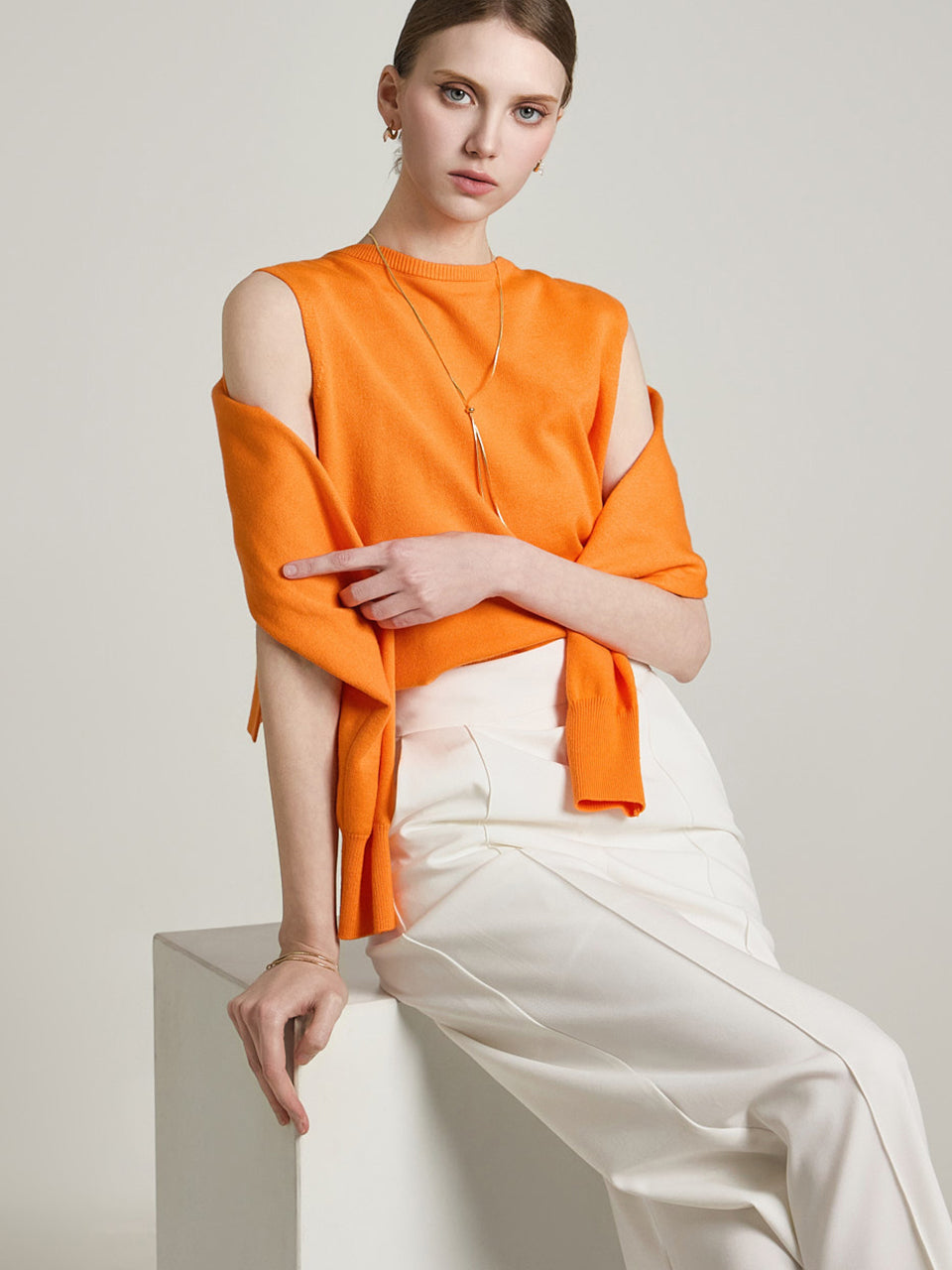 E3694 Sleeveless Knit with Shawl