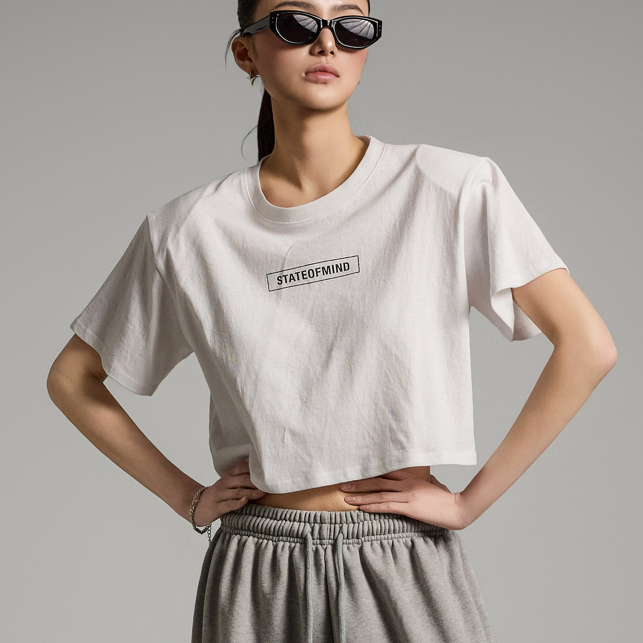 E3735 プリントクロップTシャツ