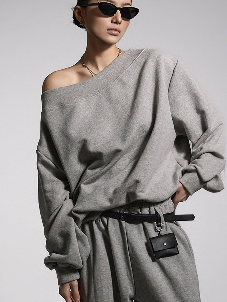 E3762 Off-Shoulder Sweatshirt