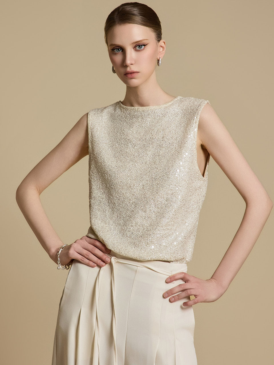 E3784 亮片无袖上衣