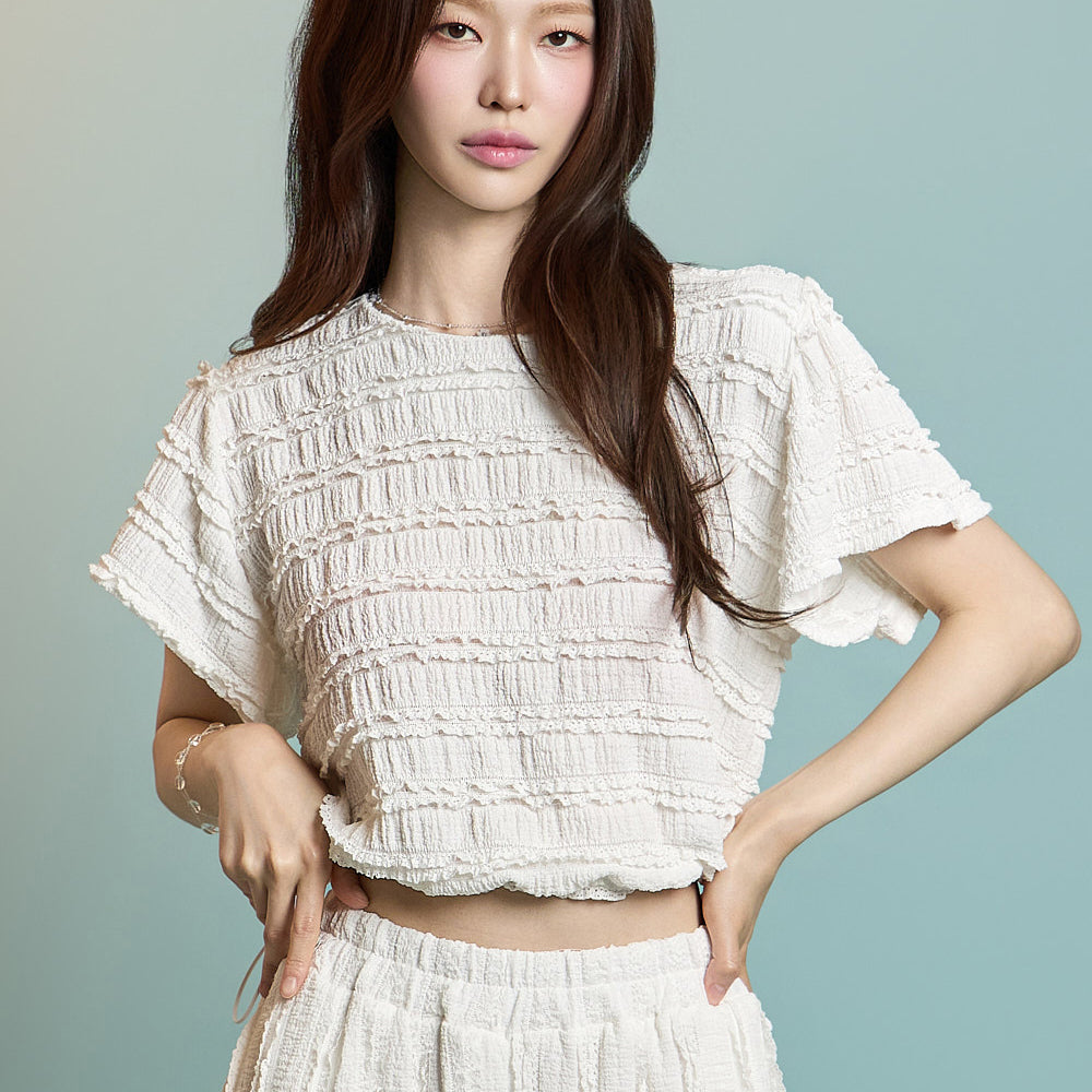 E3841 Frill Cropped Top