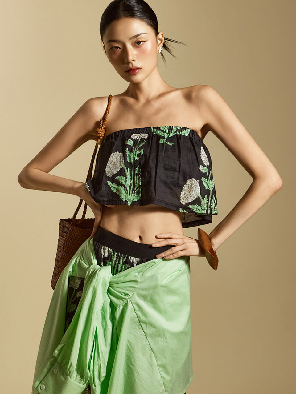 E3850 Floral Tube Top