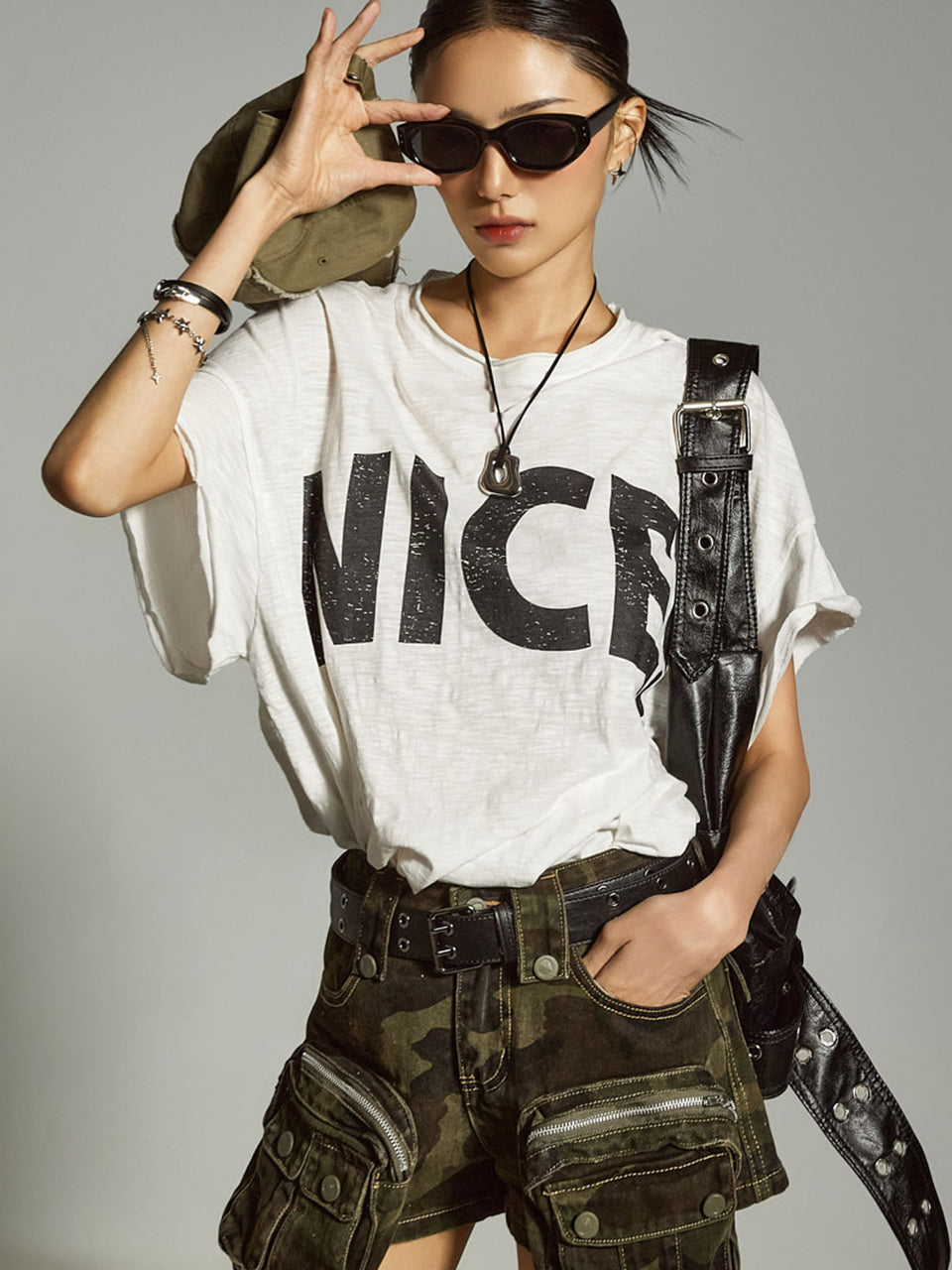 E3869 プリントTシャツ