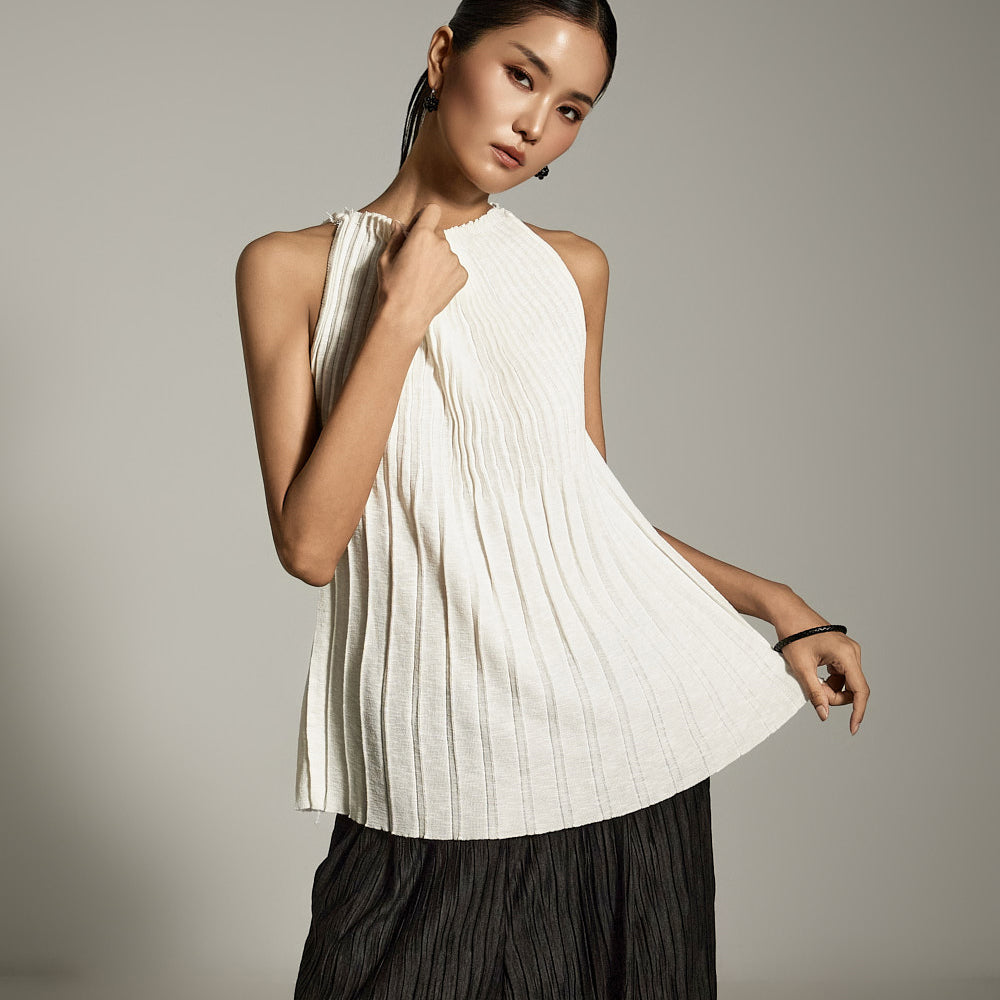 E3881 褶饰挂脖针织上衣