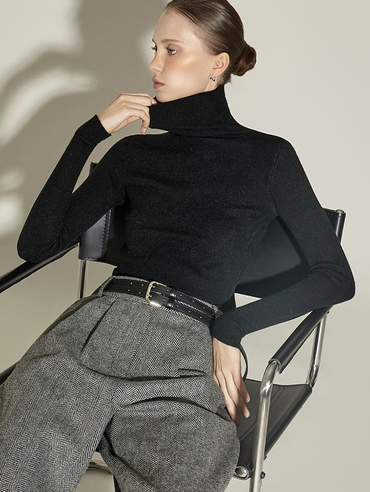 E4005 Ribbed Turtleneck Top
